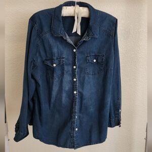 Torrid Denim Button Down 2X White Buttons Dark Wash